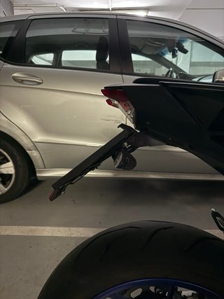 Portamatrículas corto Yamaha MT09 V4