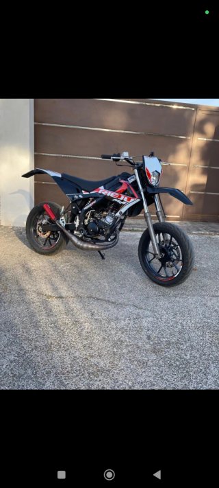 Rieju MRT SM 49cc 2022 Negra/Roja