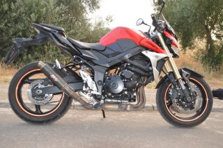 Suzuki GSR 750 Naked