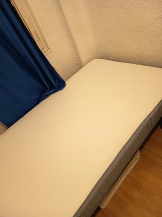 Colchón IKEA Vesteröy 105x190. Dos años.