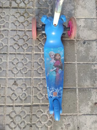 Patinete infantil 3 ruedas Frozen