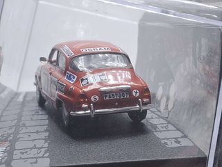 Saab 96 V4 #8 Rally Sweden 1972 1:43 IXO