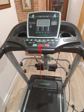 Cinta de Correr Cecotec con Masajeador