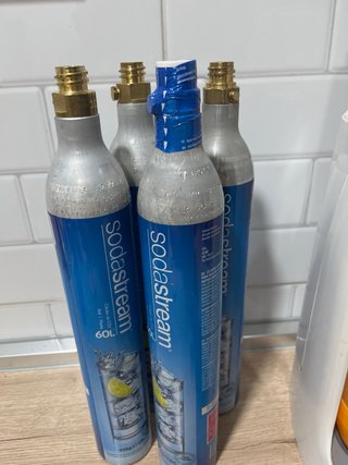 Sodastream con 4 botellas CO2