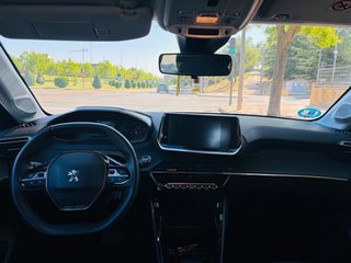 Peugeot e-208 2023
