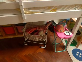 Cama alta Conforama madera y tela