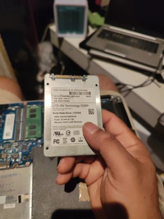 SSD Lite-On 256GB LCH-256V2S-HP