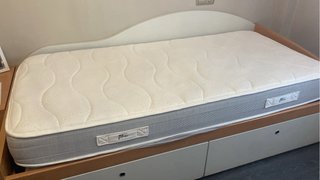 Cama juvenil con cajones