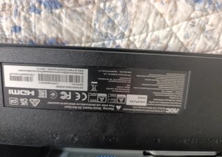 Monitor AOC 24 165Hz AVERIADO