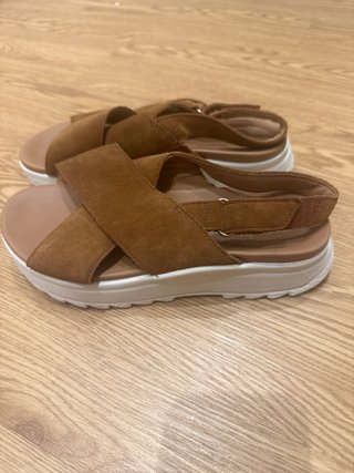 Sandalias Clarks Beige/Marrón