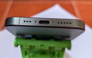 Chasis Original iPhone 15 Pro