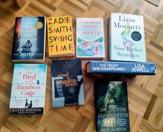 Lote 8 libros de romance, comedia y novela inglés