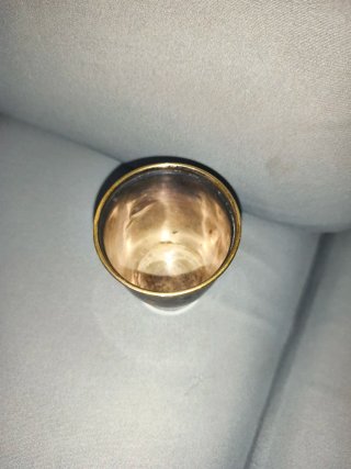 Vaso antiguo bañado en plata