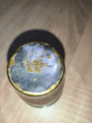 Vaso antiguo bañado en plata