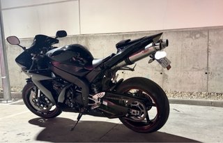 Yamaha R1