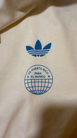 Camiseta Adidas x Bad Bunny Barcelona Beige