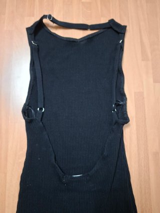Vestido midi negro espalda descubierta