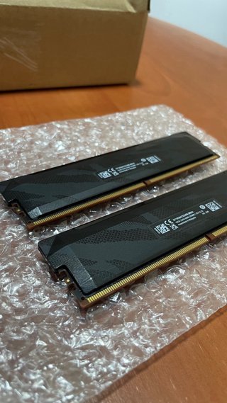 Crucial Pro RAM DDR5 32GB (2x16GB) 6400MHz CL32