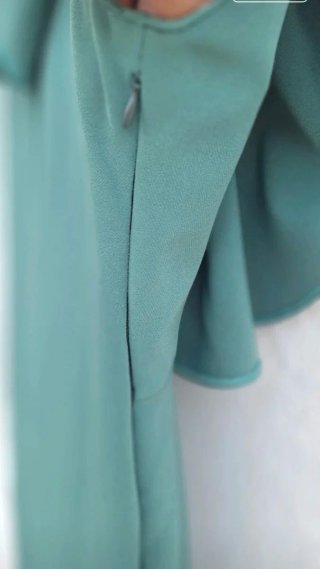 Vestido largo fiesta Juliette Colors verde