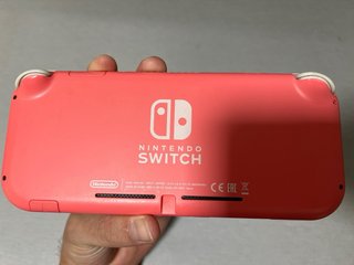 Nintendo Switch Lite Coral