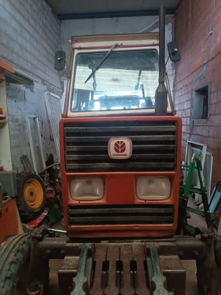 Tractor Fiat 8066