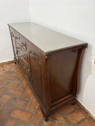 Aparador madera maciza con tapa cristal
