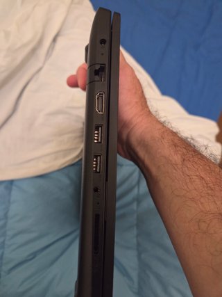 Lenovo V145-15AST Notebook Nero