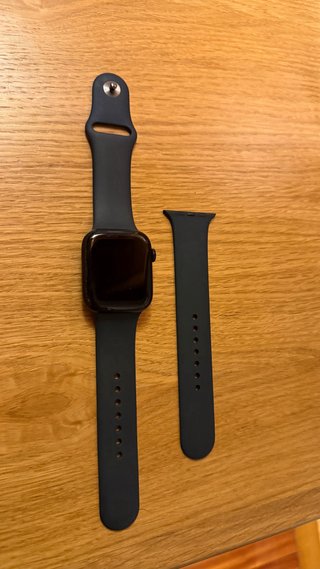 Apple Watch Series 7 (GPS, 45MM)