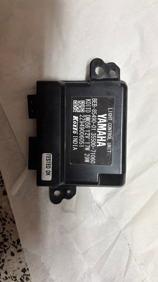 Faro Delantero Yamaha R7