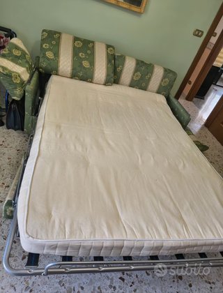 Divano letto tessuto floreale