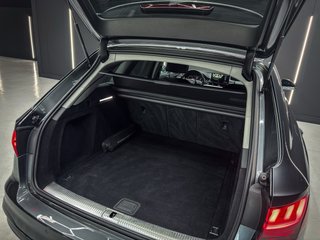 Audi A4 S-LINE BLACK LINE