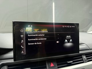 Audi A4 S-LINE BLACK LINE
