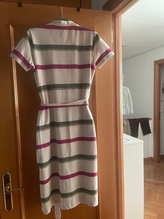 Vestido de verano a rayas de punto