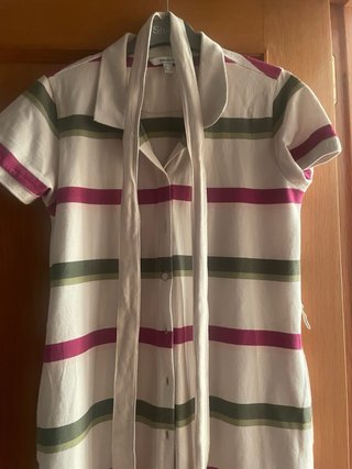 Vestido de verano a rayas de punto