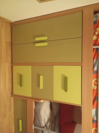 Cama nido con cajones y armario