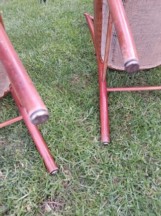 Juego de 2 Sillas  Antiguas.