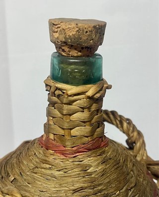 PEQUEÑA DAMAJUANA VIRESA