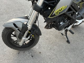 Benelli TNT 125 Moto Naked