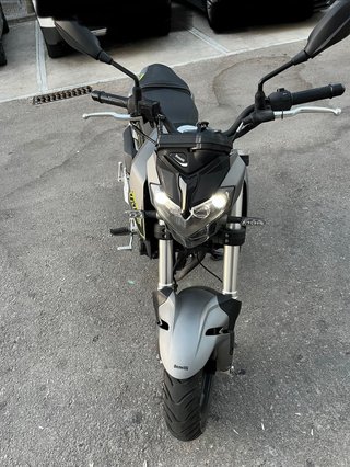 Benelli TNT 125 Moto Naked