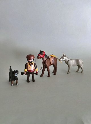Playmobil Trampero a Caballo con Burro