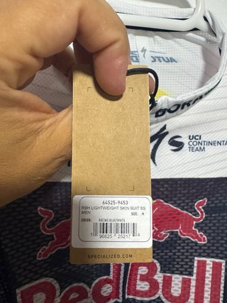 EXCLUSIVO MONO ROADSUIT RED BULL BORA TALLA M