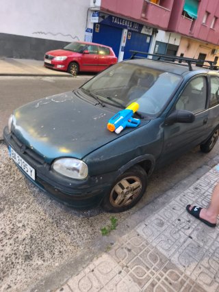 Opel corsa suit 1998