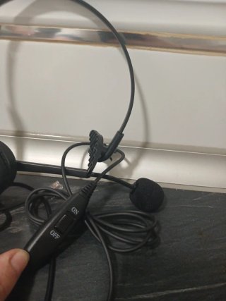 Auriculares USB Negros