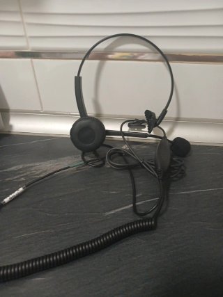 Auriculares USB Negros