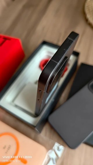 OnePlus 15T,  bateria 7500 mAh