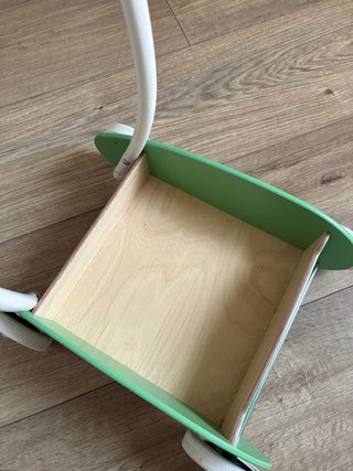 Correpasillos Ikea madera verde