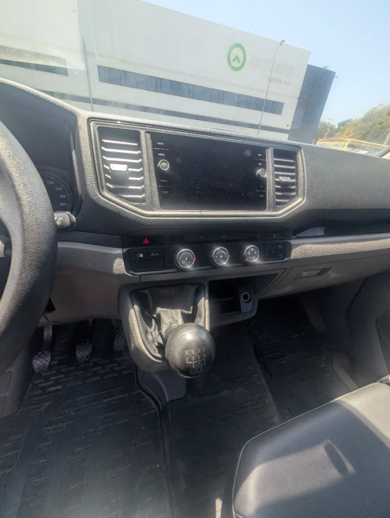 Volkswagen Crafter 2023, foto 14