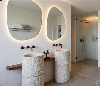 Lavabo cilíndrico de piedra