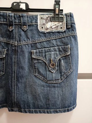 Minifalda vaquera. Talla 38.