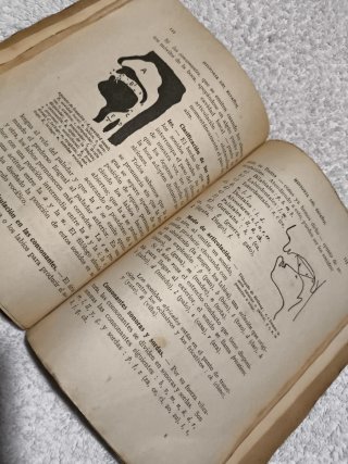 HISTORIA DEL ESPAÑOL - LIBRO ANTIGUO AÑO 1945